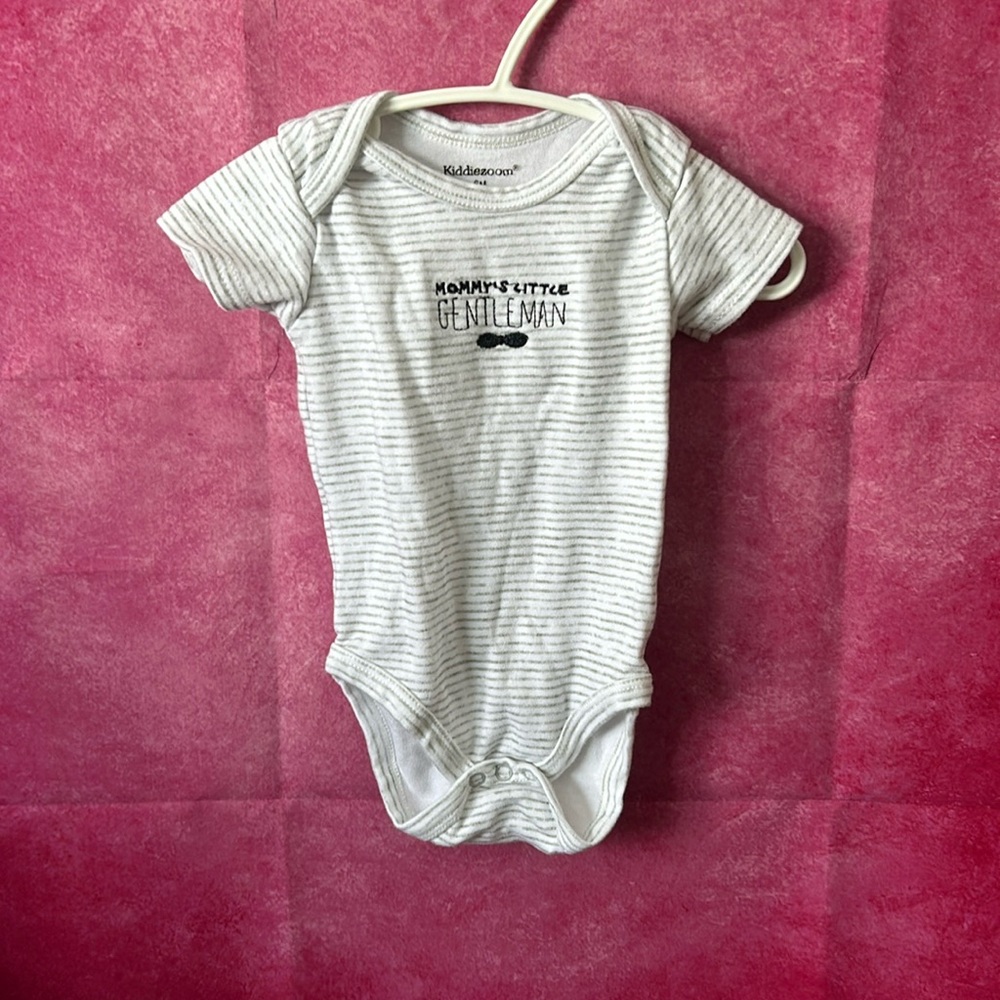 (3 for $15) 6 Month Baby Onesie